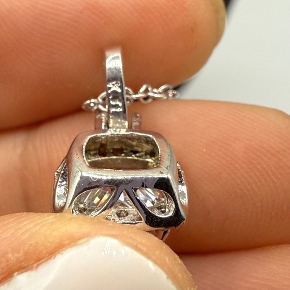 Sparkling Cubic Zirconia Pendant Necklace Silver Toned Chain - Picture 7 of 10